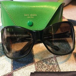 Kate Spade Green Sunglasses and Case